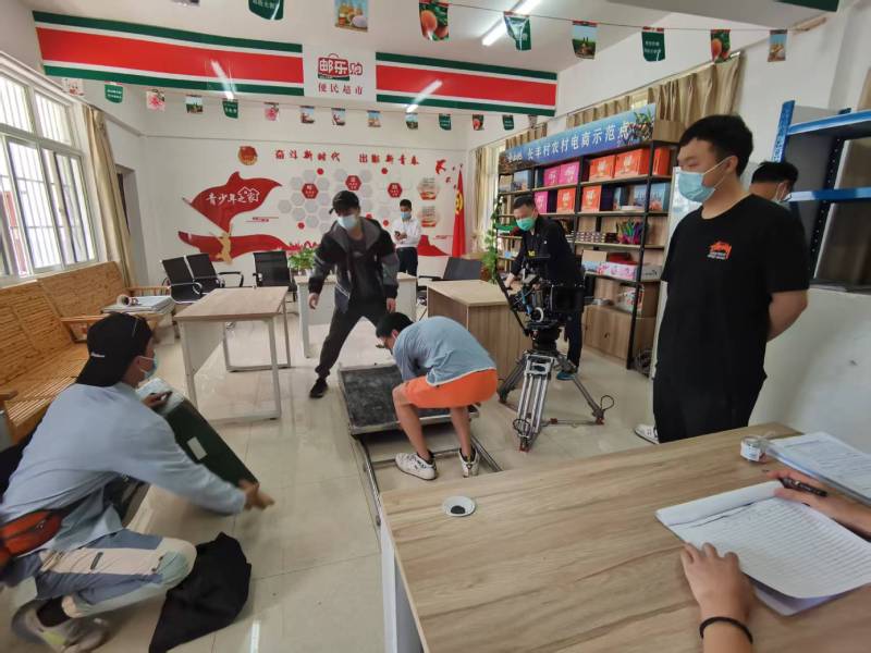 追星女孩心理学分析报告：舞钢市广告片拍摄公司揭秘饭圈应援式传播逻辑